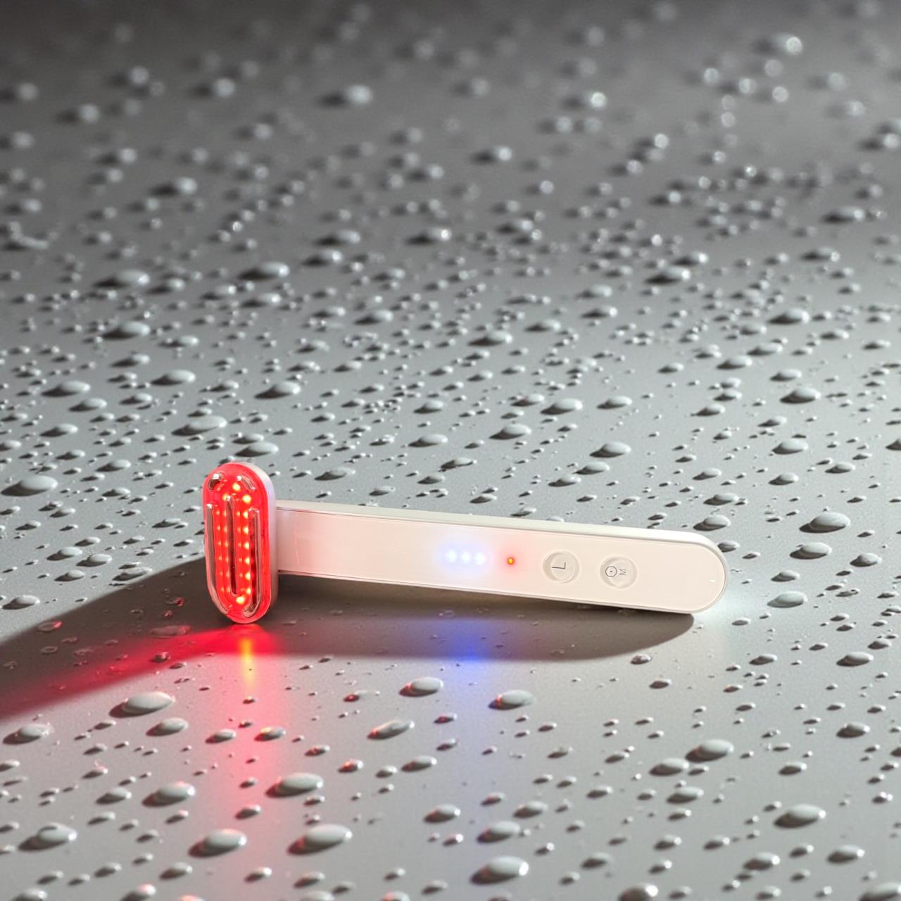 BEAUTY REVIVE Red Light Wand – Refresh Lift & Smooth