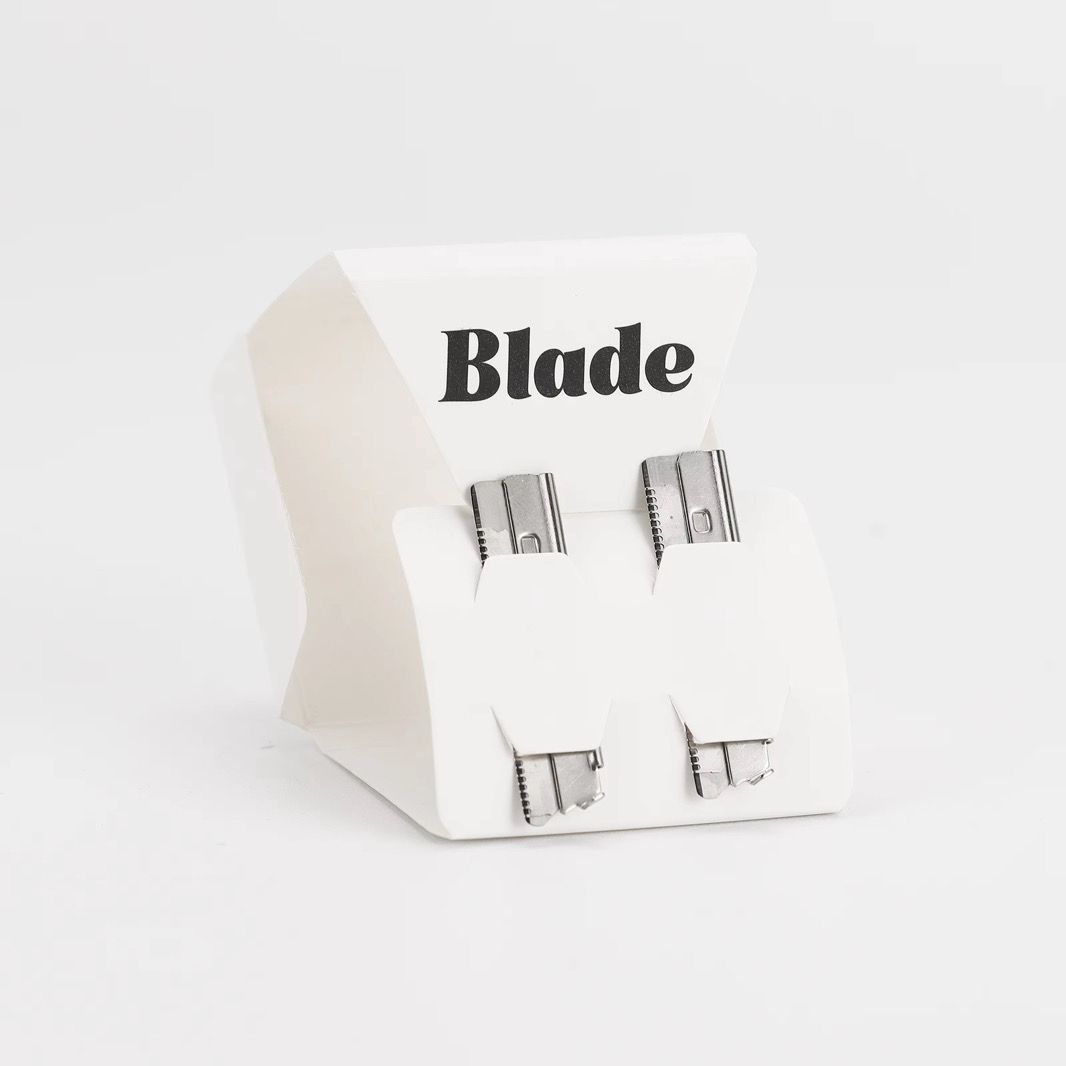 BEAUTY REVIVE Rose Gold Dermaplaning Facial Tool